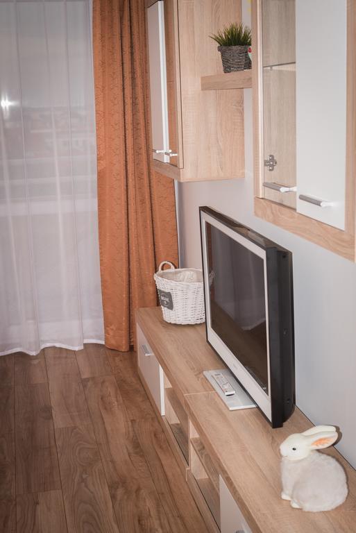 Anna Apartman Gyor Bagian luar foto
