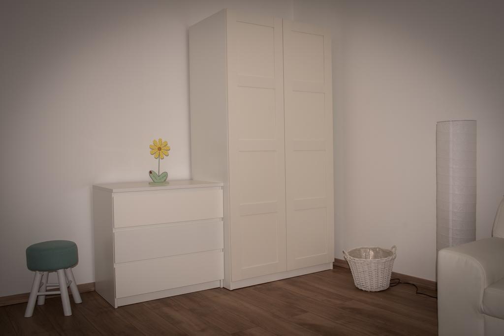 Anna Apartman Gyor Bagian luar foto