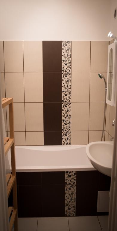 Anna Apartman Gyor Bagian luar foto