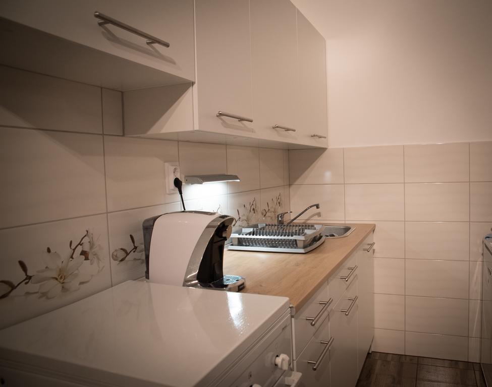 Anna Apartman Gyor Bagian luar foto