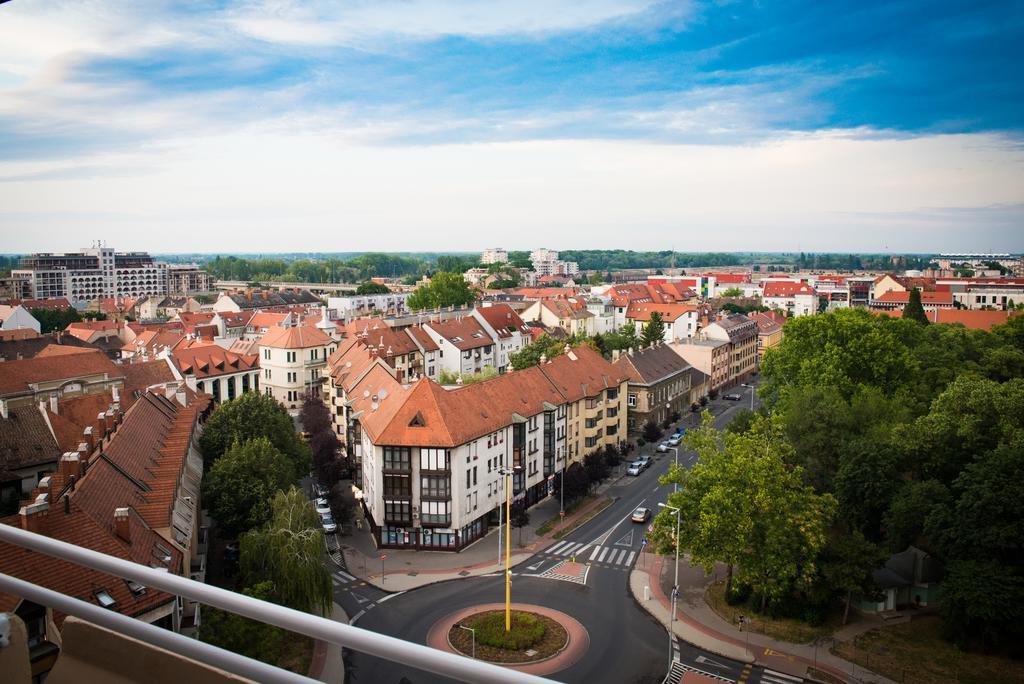 Anna Apartman Gyor Bagian luar foto